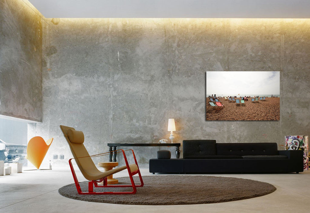 Lynn Van Den Broeck / United Kingdom