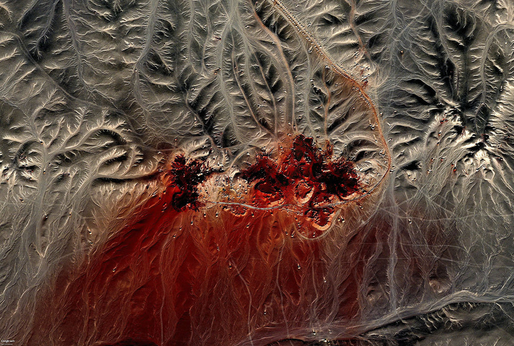 Tom Ruttink / Scratching - the surface n° 103